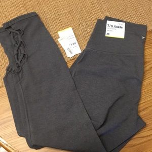 ⚡️SALE⚡️4/$15 NWT Old Navy Leggings
